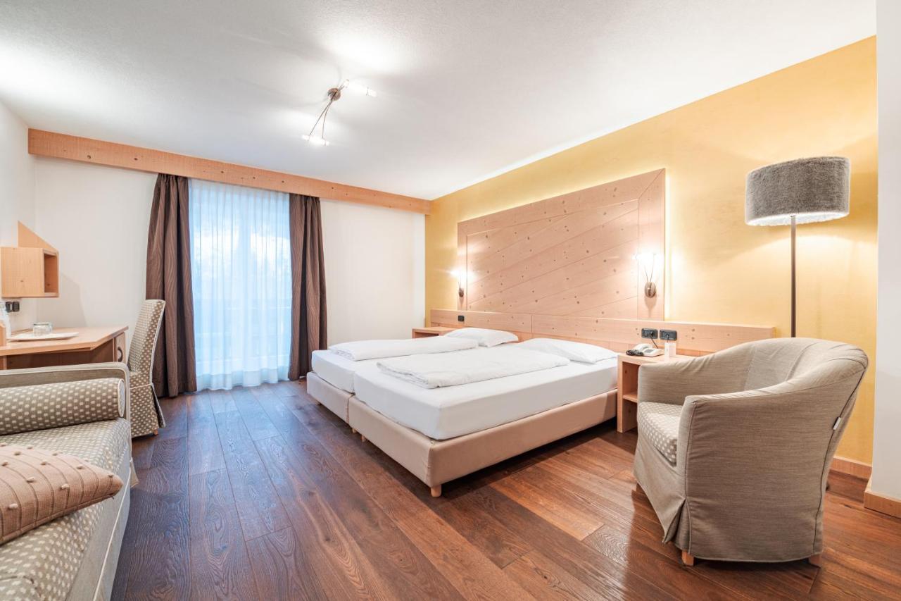 Hotel Foresta 모에나 외부 사진