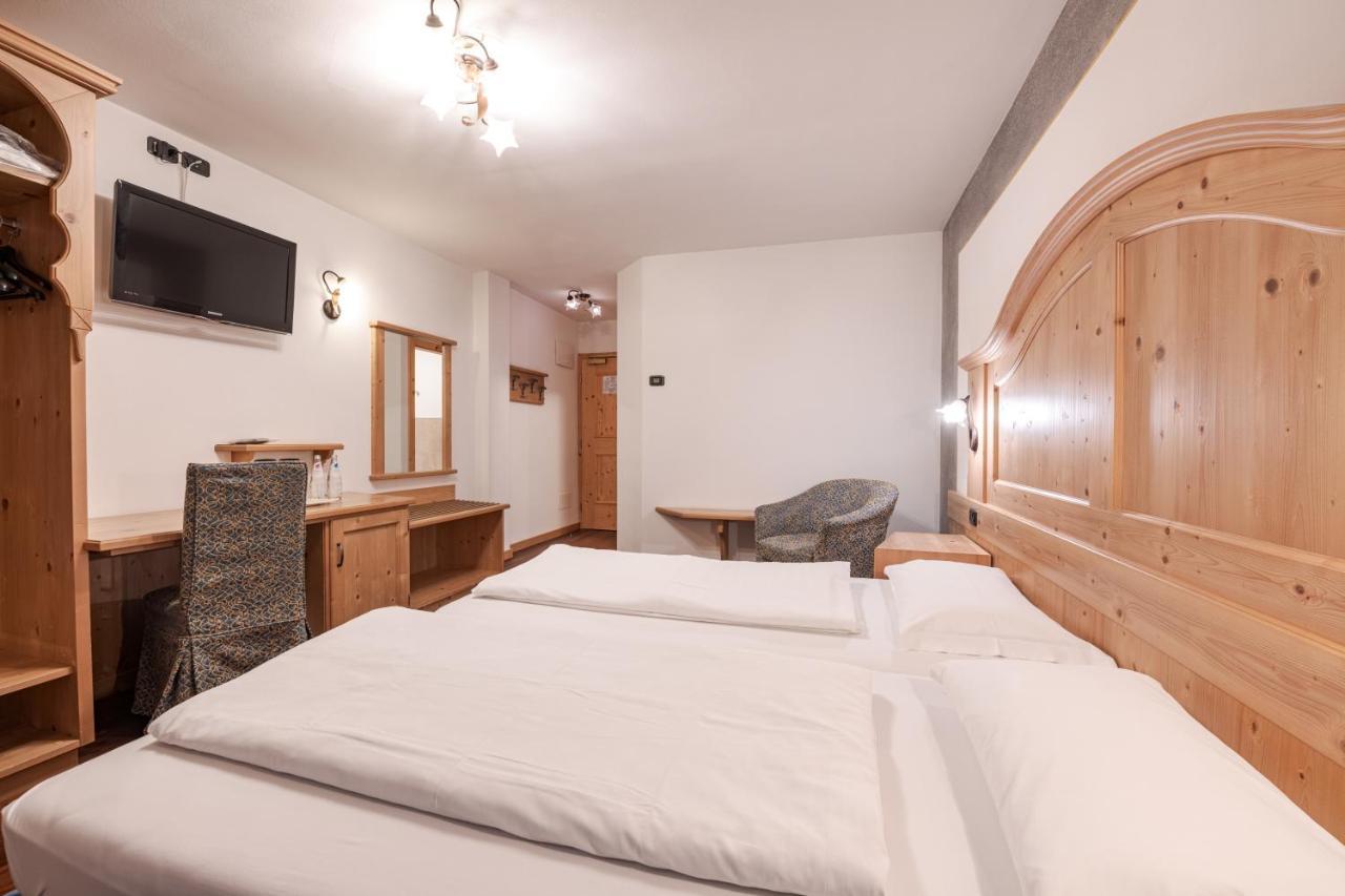 Hotel Foresta 모에나 외부 사진