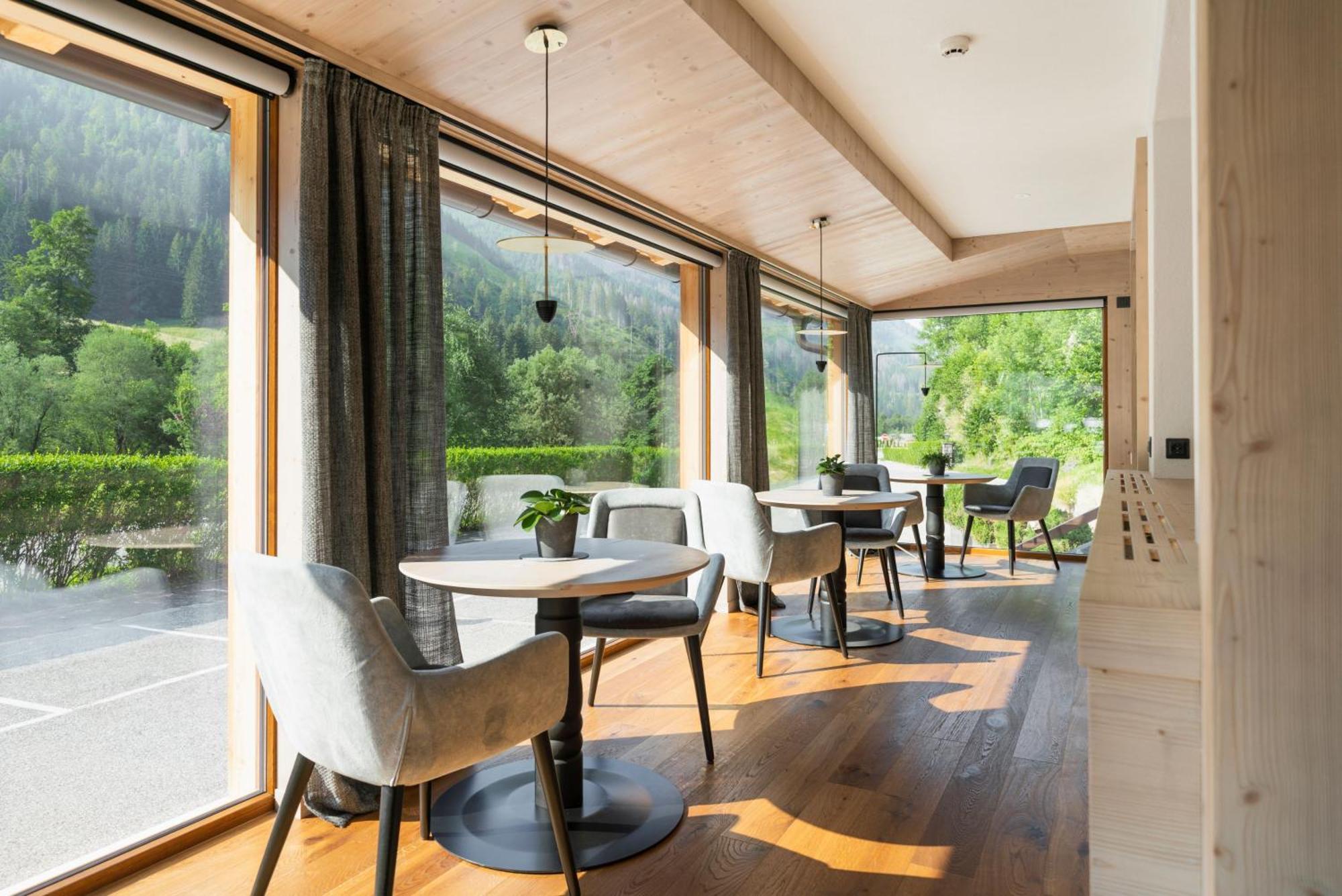 Hotel Foresta 모에나 외부 사진